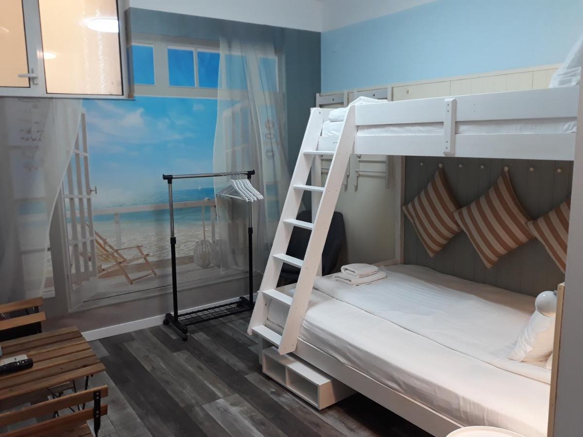 Three Dolphins Hotel With Rooftop Terracе Varna Chambre photo