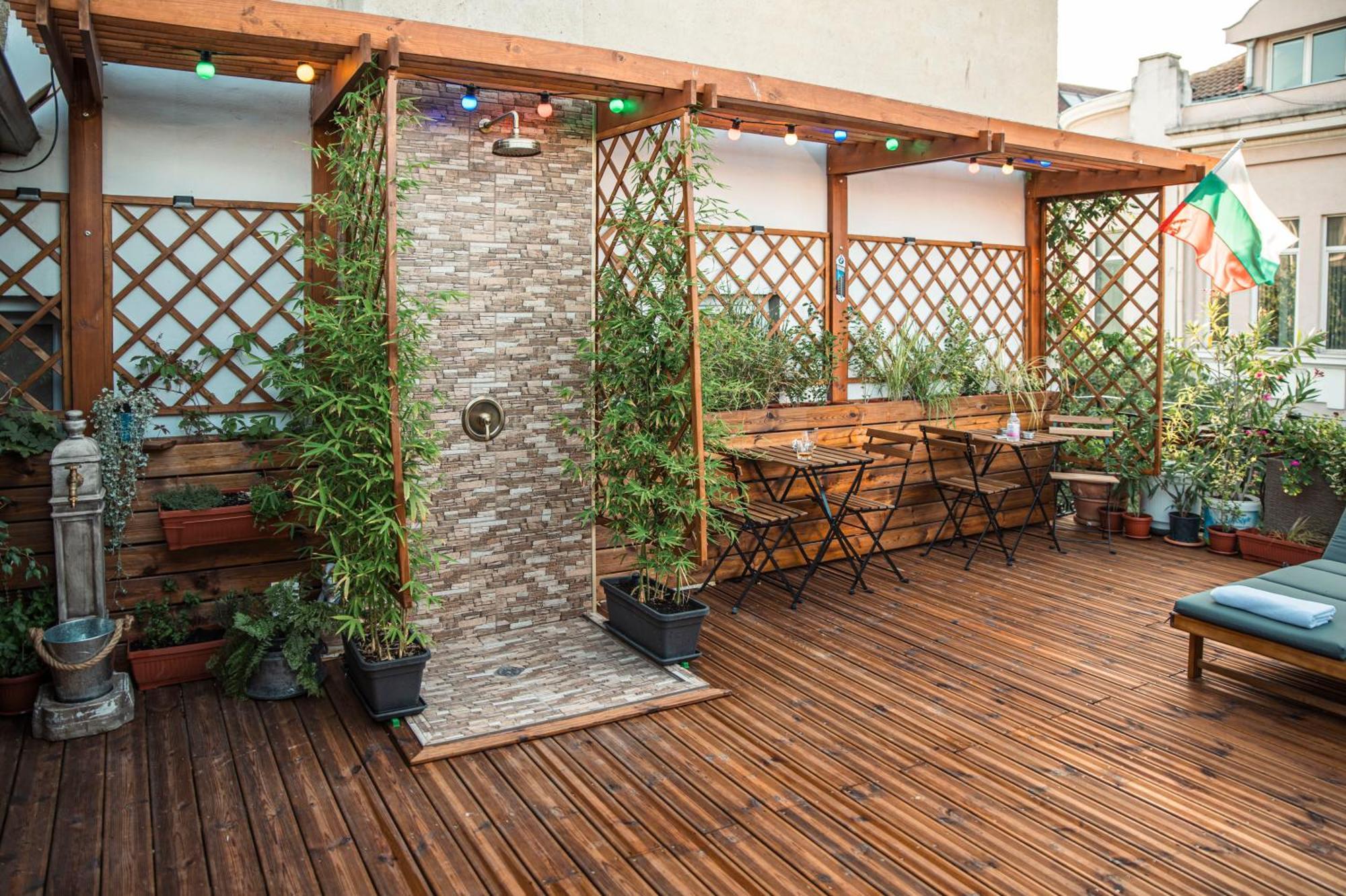 Three Dolphins Hotel With Rooftop Terracе Varna Extérieur photo